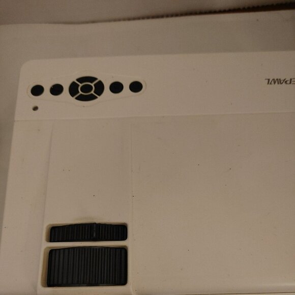 Elepawl Mini Led Projector Q5 With Cords And HDMI Cable G3 - Picture 3 of 7